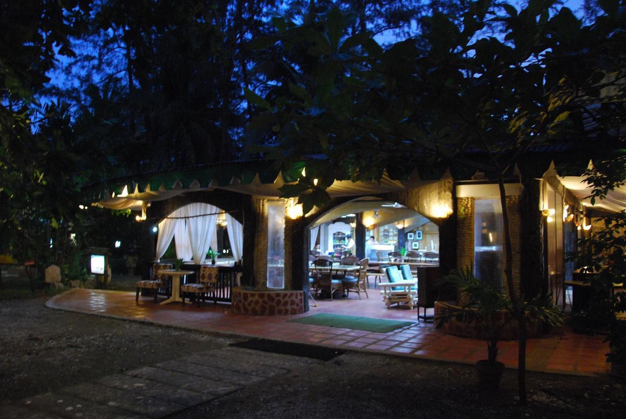 Potipot Gateway Resort Malimanga Exterior photo